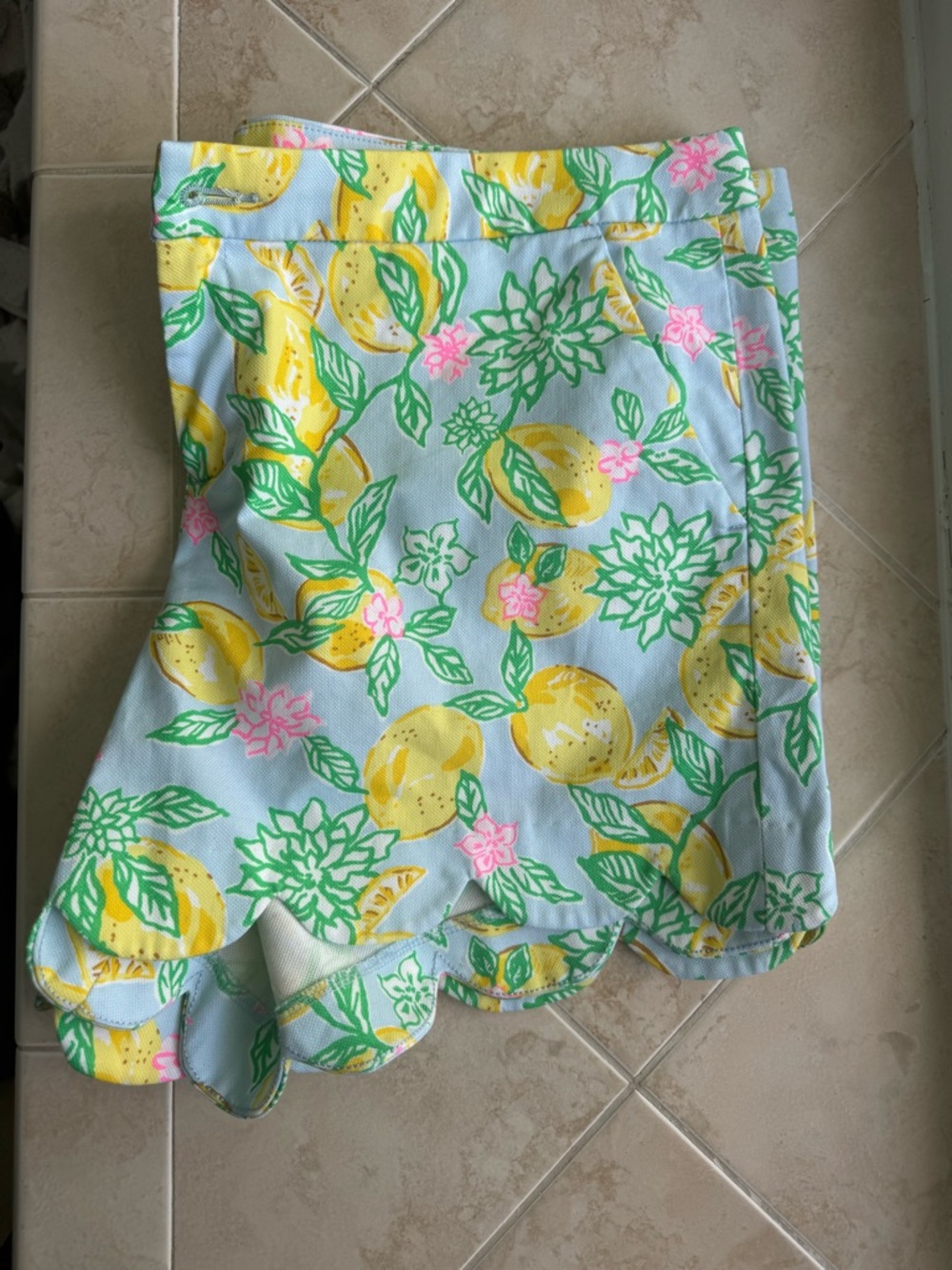 Lilly Pulitzer Make lemonade NWT